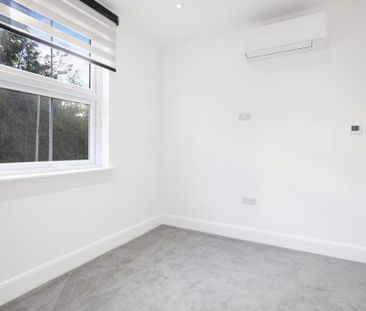 2 bedroom semi-detached house to rent - Photo 6