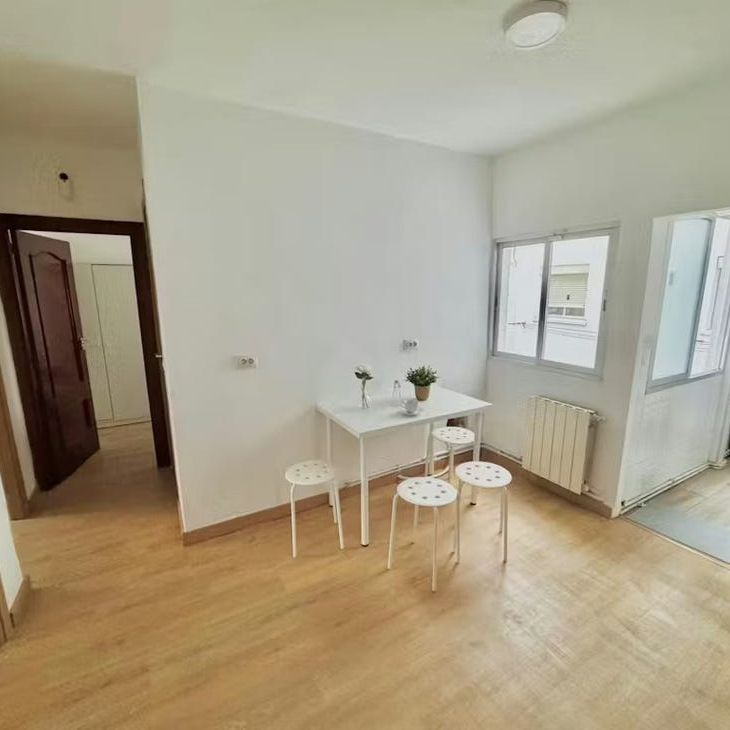 Calle Batalla de Trafalgar, Leganés, Community of Madrid 28912 - Photo 1