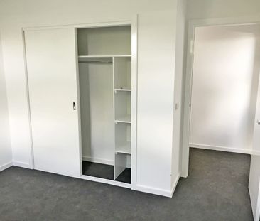 'Conveniently Positioned' - For Lease - Photo 5