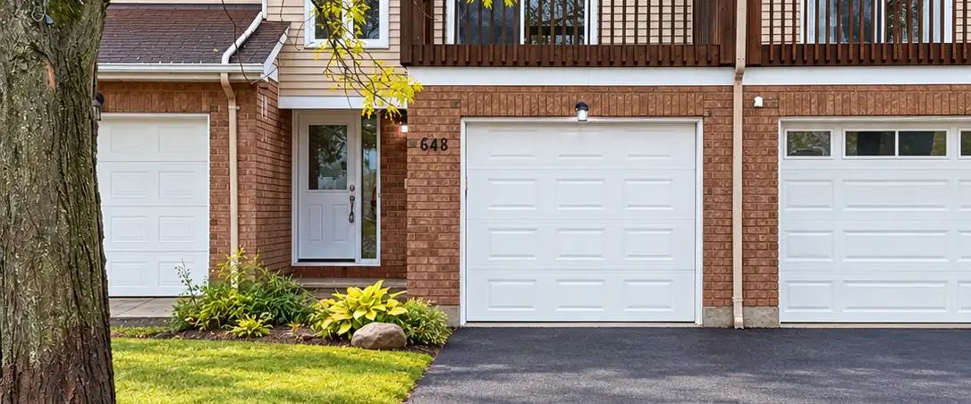 648 Brome Crescent — 3 Bedroom - 2.5 Bathroom - Photo 1