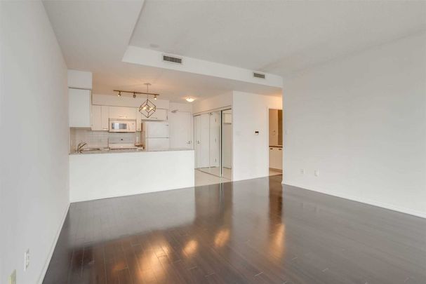 For Lease - 37 Grosvenor Street Unit# 2904, Toronto, Ontario - Photo 1