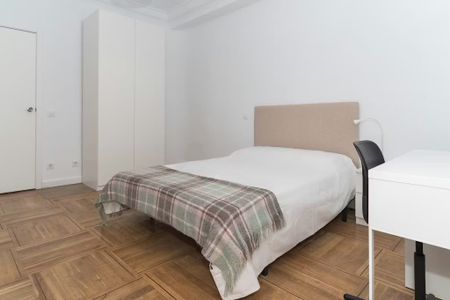 Calle de Hilarión Eslava, Madrid, Community of Madrid 28015 - Photo 2