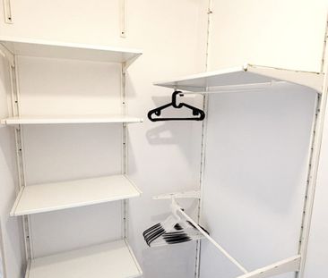 Kawalerka 40 m² z wydzieloną sypialnią i garderobą - Photo 1