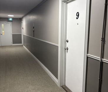 For Lease - 31 Huron Heights Drive, Newmarket, Ontario - Photo 1