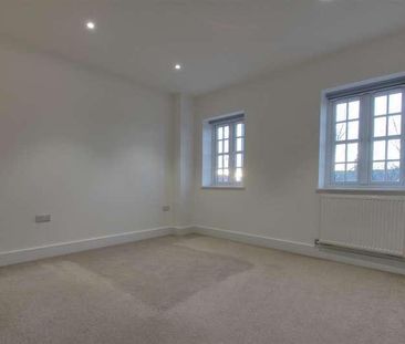 Ollivers Chase, Goring-by-sea, Worthing, BN12 - Photo 1