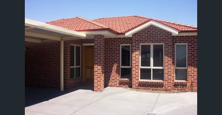 2 BEDROOM REAR UNIT - Photo 2