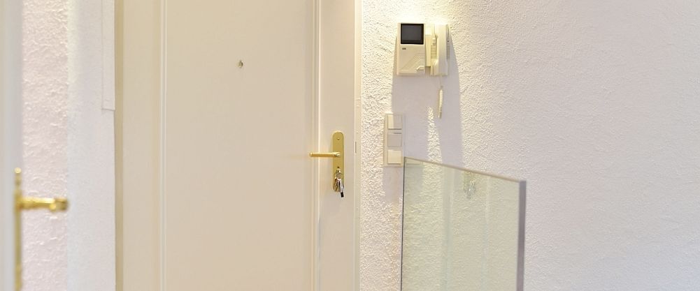 Traumhaft Wohnen - mit direktem Rheinblick und Balkon - Foto 1