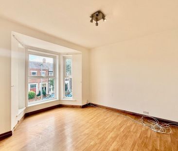 Laburnum Grove - Photo 3