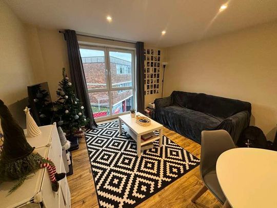 Kisar Court, Salisbury Street, SO15 - Photo 1