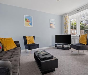3 bedroom end of terrace house to rent - Photo 6