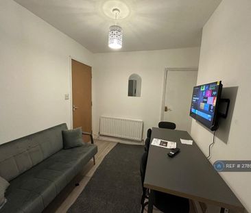 4 bedroom terraced house to rent - Photo 1