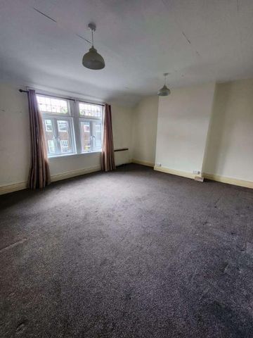 Market Street, Stourbridge, DY8 - Photo 3