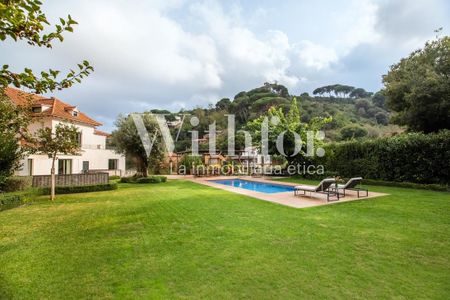 Barcelona, Catalonia 08017 - Photo 5