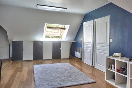 Maison meublée 150m² à louer à l'année à BINIC - Photo 3