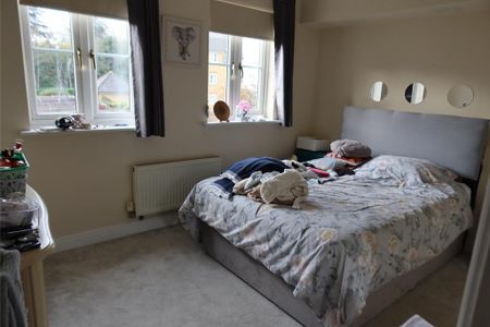 3 bedroom terraced house to rent - Photo 5