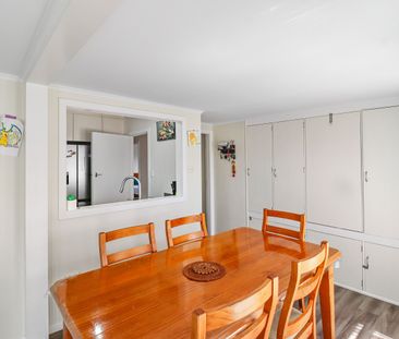 3 bedroom home for rent in Papatoetoe! - Photo 2