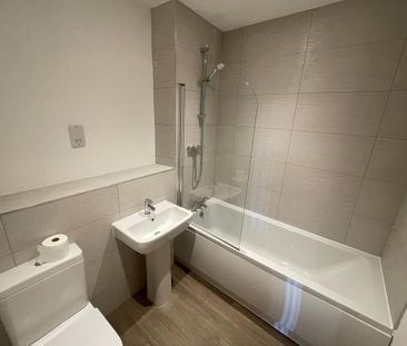 2 bedroom flat to rent - Photo 6