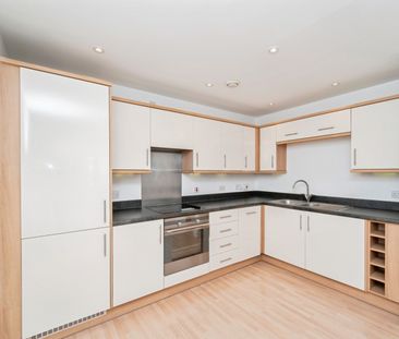 2 bedroom apartment to rent - Photo 6