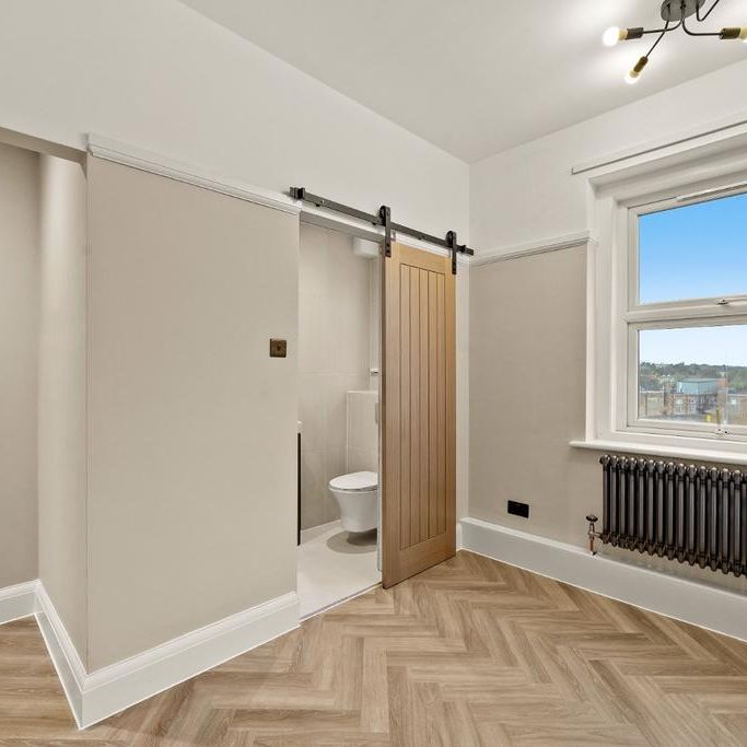3 bedroom apartment to rent - Photo 1