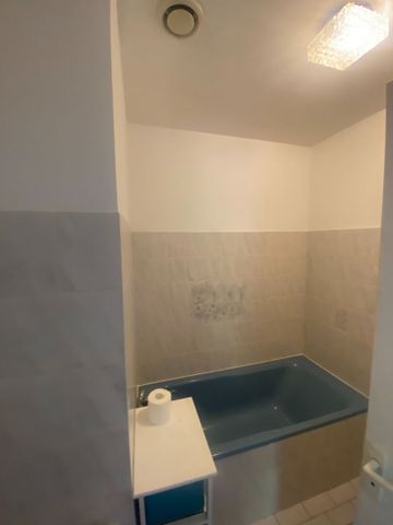 Location Appartement 3 pièces 38m² - Photo 5