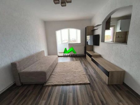 Apartament 4 camere decomandat Sibiu Vasile Aaron - Photo 3