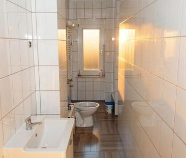 Schöne helle Whg 1.OG, 94qm, gepflegt, 3 Zi, gr. WZ, ruhige Lage - Photo 6