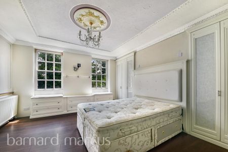 6 bedroom detached house to rent - Photo 4