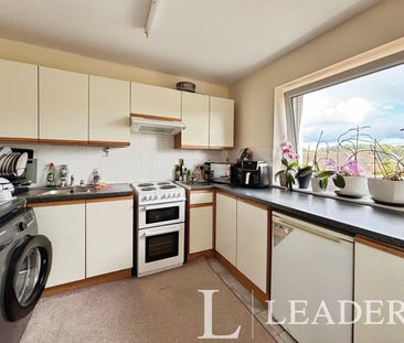 1 bedroom flat to rent Brenthall Towers, Harlow, CM17 - Photo 2