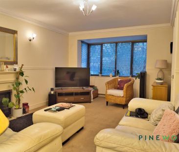 3 bedroom detached house to rent - Photo 2