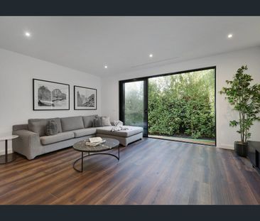 5A Margaret St, Brighton East VIC 3187 - Townhouse For Rent | Domain - Photo 4