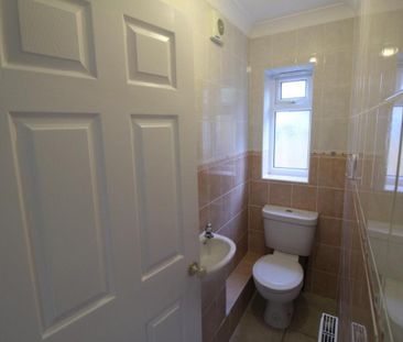 Summerfield Close, Brotherton, Knottingley - Photo 2