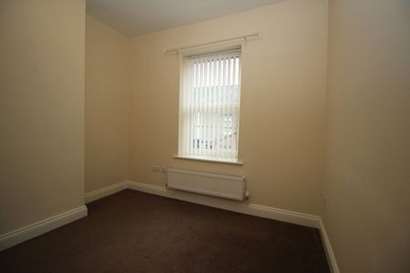 Terraced House in Graham Street, Denton Holme - Photo 2