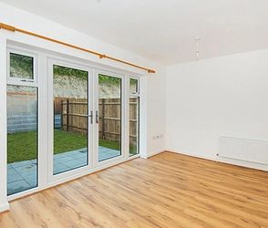 Bluebell Terrace, Randolph Road, Dover, CT17 0FT, Kent - Photo 2