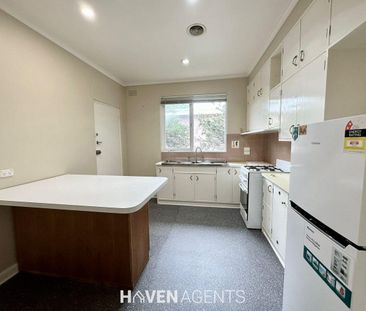 LIGHT, BRIGHT & SPACIOUS TWO BEDROOM APARTMENT I HAVEN AGENTS - Photo 6