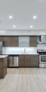 240 DURIE ST. #305 - 1BR/1BATH, LAUNDRY, NEWLY RENOVATED! - Photo 3