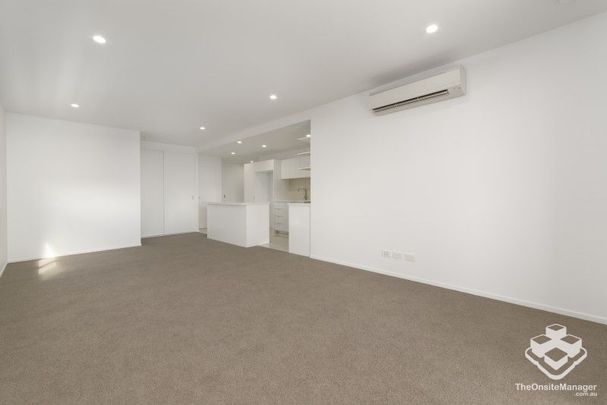 2 bed, 2 bath fully air con avail 13/11 - Photo 1
