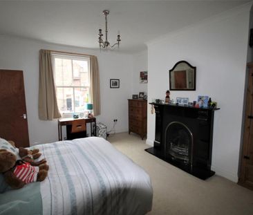 4 bedroom private hall to rent - Photo 6
