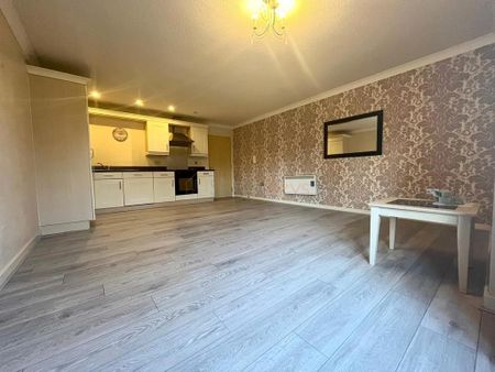 2 bedroom flat to rent - Photo 2