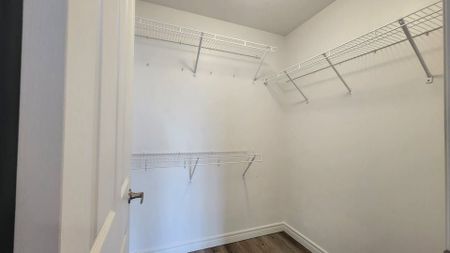 For Lease - 1030 Coronation Drive Unit# 310, London North, Ontario - Photo 3