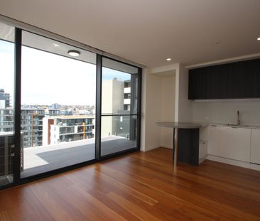 PLEASE DO NOT ATTEND THE PROPERTY BOOK YOUR ONLINE VIDEO TOUR– SEE ... - Photo 1