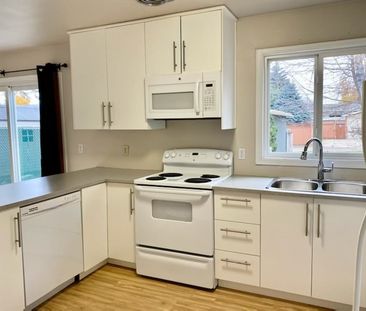 Edmonton Unfurnished house Rental in Northwest - Family Friendly ho... - Photo 5