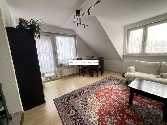 Tolle 3 Zimmer-Maisonette-Wohnung mit Balkon und Stellplatz zu vermieten. - Photo 1