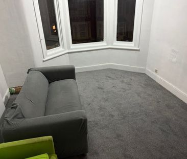 3 Bed Terraced House, Boundary Road, E13 - Photo 1