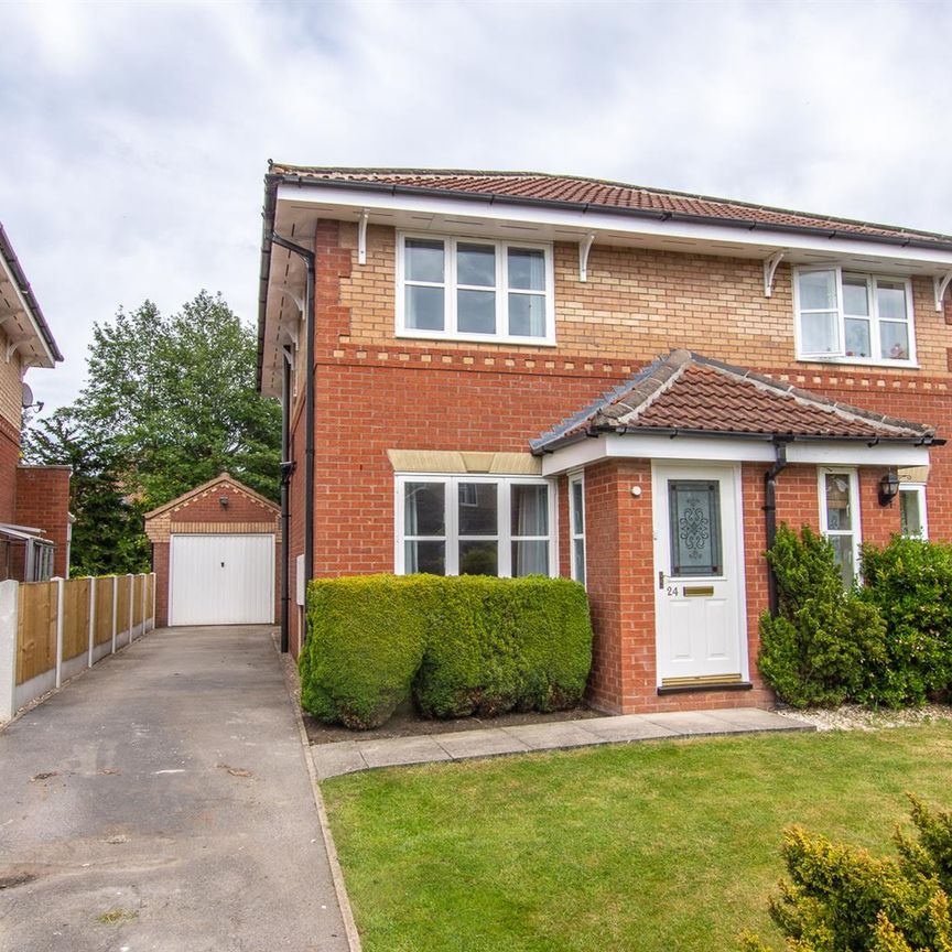 Thompson Drive, Strensall, York, YO32 5ZN - Photo 1