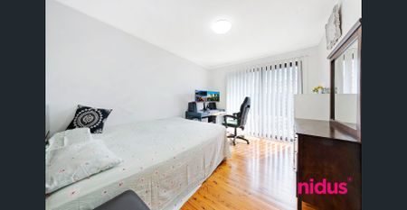 Family-Friendly 3-Bedroom Home with Water & Electricity Included - Photo 5