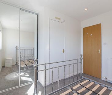 2 bedroom terraced house to rent - Photo 6
