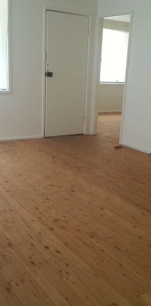 Comfortable Living in a Well-Maintained Home - Photo 1