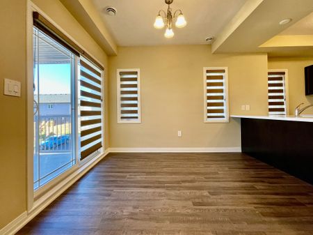 For Lease - 24 Waterlily Way, Hamilton, Ontario - Photo 4