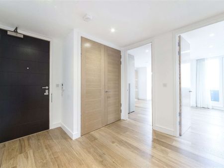 Superb apartment in the prestigious development St Peters Place - Photo 4