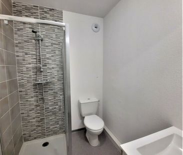 Location Appartement 1 pièce 18m² NIMES 30000 - Photo 3